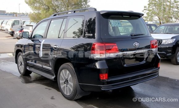Buy Import 2019 Toyota Land Cruiser in Import - Dubai, Bandarban Buy Import 2019 Toyota Land Cruiser in Import - Dubai, Bandarban