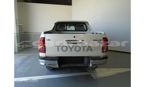 Buy Import 2019 Toyota Hilux in Import - Dubai, Bandarban Buy Import 2019 Toyota Hilux in Import - Dubai, Bandarban