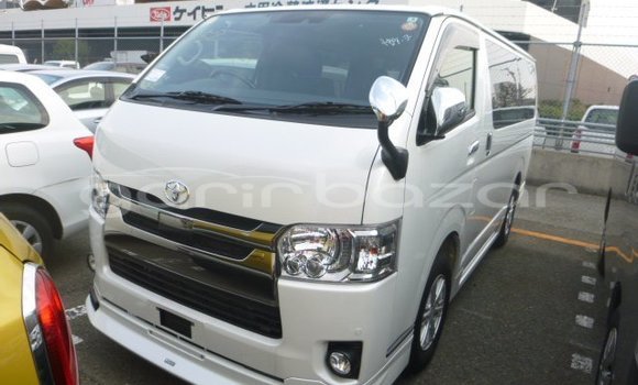 Buy Used 2020 Toyota Noah in Bagerhat, Khulna Buy Used 2020 Toyota Noah in Bagerhat, Khulna