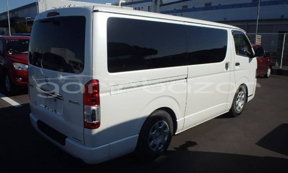 Buy Used 2019 Toyota Hiace in Badarganj, Rangpur Buy Used 2019 Toyota Hiace in Badarganj, Rangpur