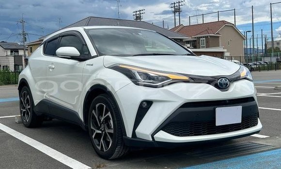 Buy Used 2020 Toyota CHR in Bajitpur, Kishorganj Buy Used 2020 Toyota CHR in Bajitpur, Kishorganj