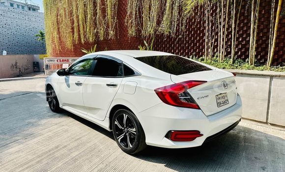 Buy Used 2021 Honda Civic in Bajitpur, Kishorganj Buy Used 2021 Honda Civic in Bajitpur, Kishorganj