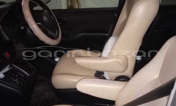 কেনা ব্যবহৃত Toyota Noah Purple গাড়ী মধ্যে ঢাকা মধ্যে Dhaka কেনা ব্যবহৃত Toyota Noah Purple গাড়ী মধ্যে ঢাকা মধ্যে Dhaka