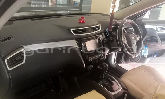 Buy Used 2019 Nissan X-Trail in Dhaka, Dhaka Buy Used 2019 Nissan X-Trail in Dhaka, Dhaka