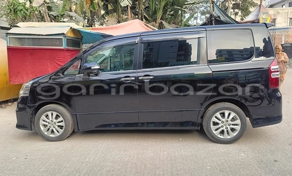 Buy Used 2020 Toyota Noah in Bagerhat, Khulna Buy Used 2020 Toyota Noah in Bagerhat, Khulna