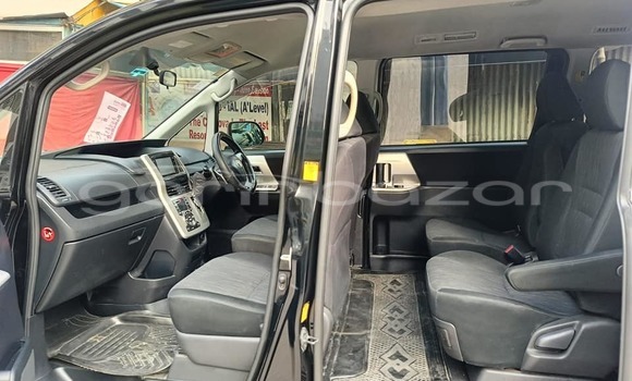 Buy Used 2020 Toyota Noah in Bagerhat, Khulna Buy Used 2020 Toyota Noah in Bagerhat, Khulna