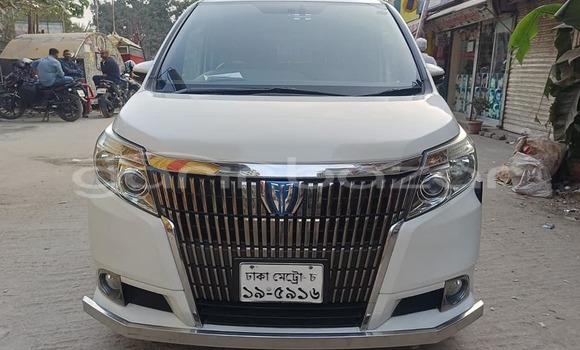 Buy Used 2020 Toyota Noah in Feni, Feni Buy Used 2020 Toyota Noah in Feni, Feni