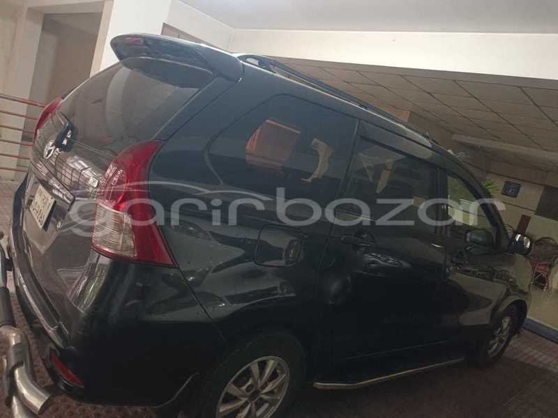 Big with watermark toyota avanza dhaka dhaka 13327