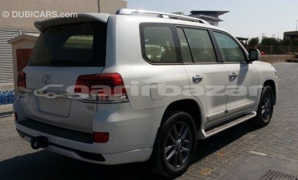 Buy Import 2019 Toyota Land Cruiser in Import - Dubai, Bandarban Buy Import 2019 Toyota Land Cruiser in Import - Dubai, Bandarban