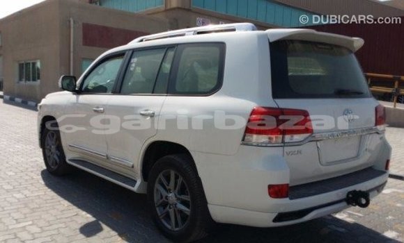Buy Import 2019 Toyota Land Cruiser in Import - Dubai, Bandarban Buy Import 2019 Toyota Land Cruiser in Import - Dubai, Bandarban