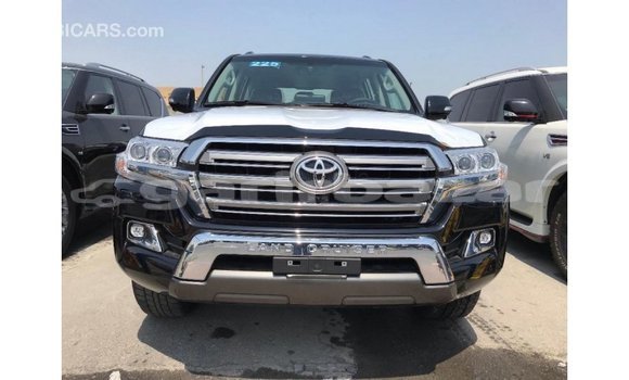 Buy Import 2019 Toyota Land Cruiser in Import - Dubai, Bandarban Buy Import 2019 Toyota Land Cruiser in Import - Dubai, Bandarban