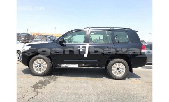 Buy Import 2019 Toyota Land Cruiser in Import - Dubai, Bandarban Buy Import 2019 Toyota Land Cruiser in Import - Dubai, Bandarban
