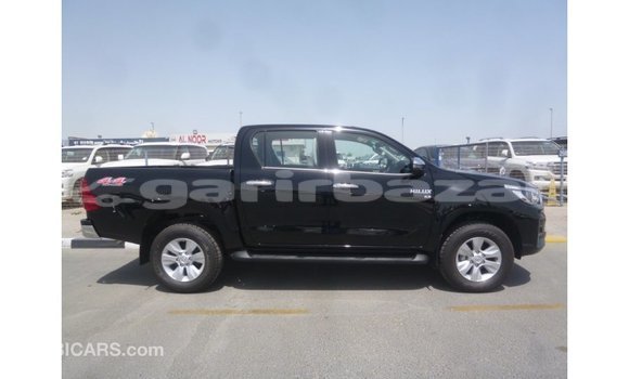 কেনা আমদানি Toyota Hilux Black গাড়ী মধ্যে ইম্পোর্ট - দুবাই মধ্যে Bandarban কেনা আমদানি Toyota Hilux Black গাড়ী মধ্যে ইম্পোর্ট - দুবাই মধ্যে Bandarban
