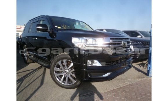 Buy Import 2016 Toyota Land Cruiser in Import - Dubai, Bandarban Buy Import 2016 Toyota Land Cruiser in Import - Dubai, Bandarban