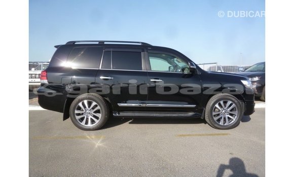 Buy Import 2016 Toyota Land Cruiser in Import - Dubai, Bandarban Buy Import 2016 Toyota Land Cruiser in Import - Dubai, Bandarban