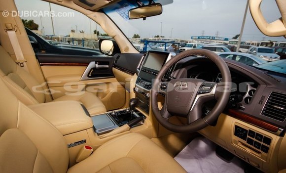 Buy Import 2019 Toyota Land Cruiser in Import - Dubai, Bandarban Buy Import 2019 Toyota Land Cruiser in Import - Dubai, Bandarban