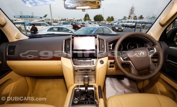 Buy Import 2019 Toyota Land Cruiser in Import - Dubai, Bandarban Buy Import 2019 Toyota Land Cruiser in Import - Dubai, Bandarban