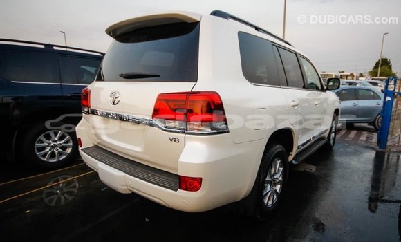 Buy Import 2019 Toyota Land Cruiser in Import - Dubai, Bandarban Buy Import 2019 Toyota Land Cruiser in Import - Dubai, Bandarban