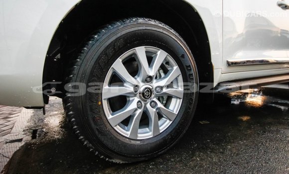 Buy Import 2019 Toyota Land Cruiser in Import - Dubai, Bandarban Buy Import 2019 Toyota Land Cruiser in Import - Dubai, Bandarban