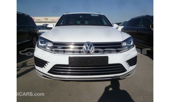 Buy Import 2015 Volkswagen Touareg in Import - Dubai, Bandarban Buy Import 2015 Volkswagen Touareg in Import - Dubai, Bandarban