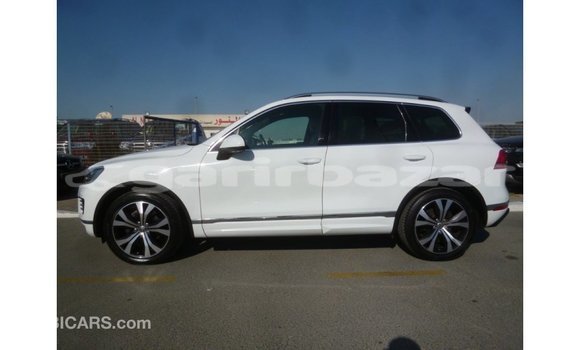 Buy Import 2015 Volkswagen Touareg in Import - Dubai, Bandarban Buy Import 2015 Volkswagen Touareg in Import - Dubai, Bandarban