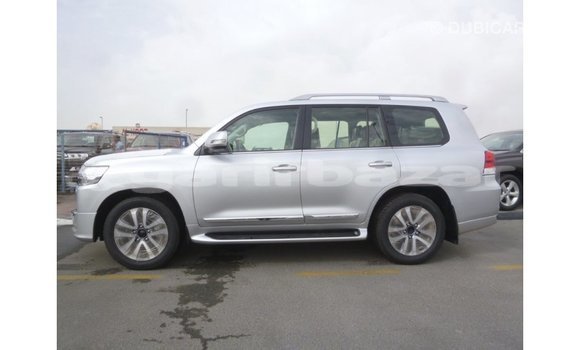Buy Import 2019 Toyota Land Cruiser in Import - Dubai, Bandarban Buy Import 2019 Toyota Land Cruiser in Import - Dubai, Bandarban