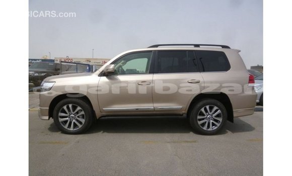 Buy Import 2018 Toyota Land Cruiser in Import - Dubai, Bandarban Buy Import 2018 Toyota Land Cruiser in Import - Dubai, Bandarban
