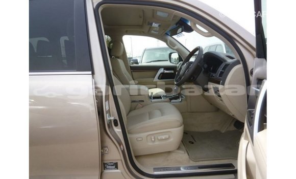 Buy Import 2018 Toyota Land Cruiser in Import - Dubai, Bandarban Buy Import 2018 Toyota Land Cruiser in Import - Dubai, Bandarban