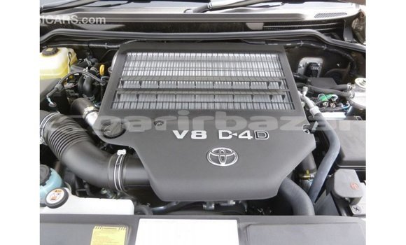 Buy Import 2018 Toyota Land Cruiser in Import - Dubai, Bandarban Buy Import 2018 Toyota Land Cruiser in Import - Dubai, Bandarban