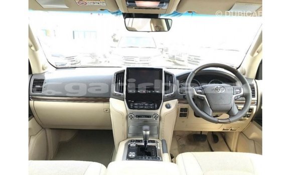 Buy Import 2019 Toyota Land Cruiser in Import - Dubai, Bandarban Buy Import 2019 Toyota Land Cruiser in Import - Dubai, Bandarban