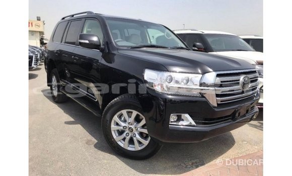 Buy Import 2019 Toyota Land Cruiser in Import - Dubai, Bandarban Buy Import 2019 Toyota Land Cruiser in Import - Dubai, Bandarban