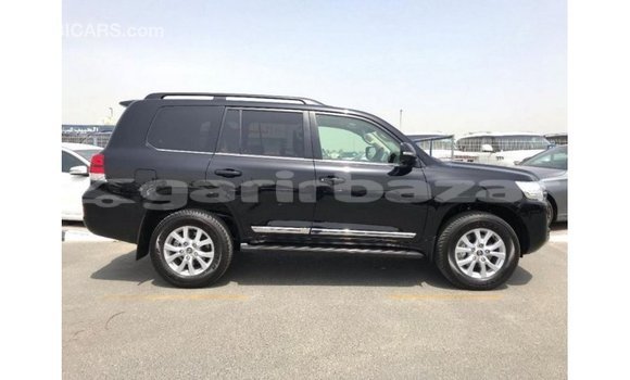 Buy Import 2019 Toyota Land Cruiser in Import - Dubai, Bandarban Buy Import 2019 Toyota Land Cruiser in Import - Dubai, Bandarban