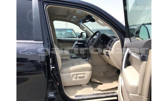Buy Import 2019 Toyota Land Cruiser in Import - Dubai, Bandarban Buy Import 2019 Toyota Land Cruiser in Import - Dubai, Bandarban