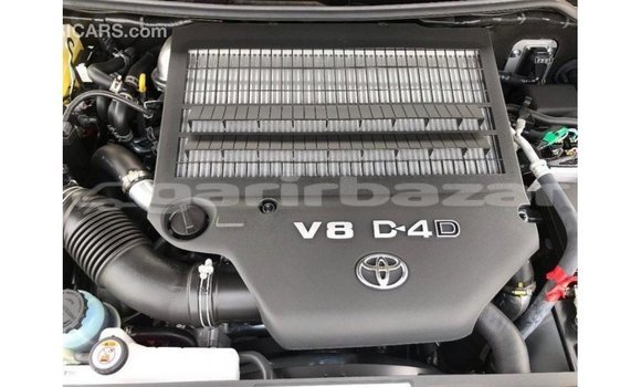 Buy Import 2019 Toyota Land Cruiser in Import - Dubai, Bandarban Buy Import 2019 Toyota Land Cruiser in Import - Dubai, Bandarban