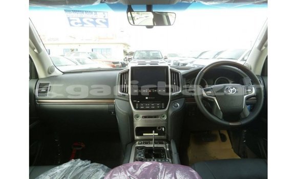 Buy Import 2019 Toyota Land Cruiser in Import - Dubai, Bandarban Buy Import 2019 Toyota Land Cruiser in Import - Dubai, Bandarban