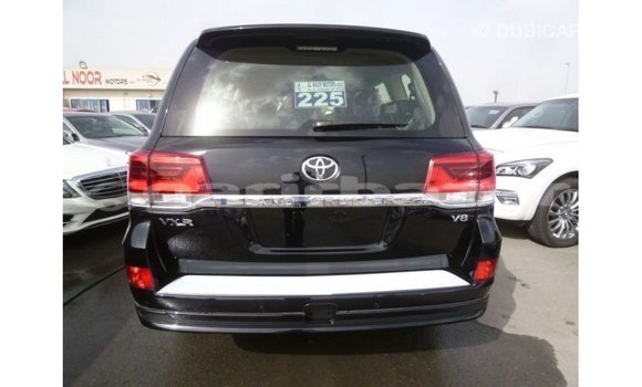 Buy Import 2019 Toyota Land Cruiser in Import - Dubai, Bandarban Buy Import 2019 Toyota Land Cruiser in Import - Dubai, Bandarban