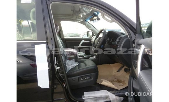 Buy Import 2019 Toyota Land Cruiser in Import - Dubai, Bandarban Buy Import 2019 Toyota Land Cruiser in Import - Dubai, Bandarban