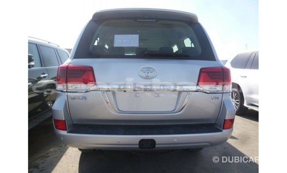 Buy Import 2018 Toyota Land Cruiser in Import - Dubai, Bandarban Buy Import 2018 Toyota Land Cruiser in Import - Dubai, Bandarban