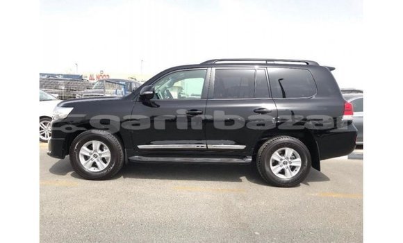 Buy Import 2019 Toyota Land Cruiser in Import - Dubai, Bandarban Buy Import 2019 Toyota Land Cruiser in Import - Dubai, Bandarban