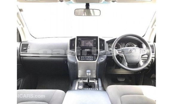 Buy Import 2019 Toyota Land Cruiser in Import - Dubai, Bandarban Buy Import 2019 Toyota Land Cruiser in Import - Dubai, Bandarban