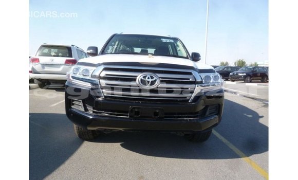 Buy Import 2018 Toyota Land Cruiser in Import - Dubai, Bandarban Buy Import 2018 Toyota Land Cruiser in Import - Dubai, Bandarban