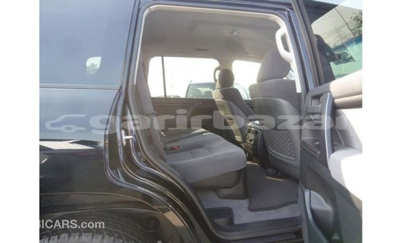 Buy Import 2018 Toyota Land Cruiser in Import - Dubai, Bandarban Buy Import 2018 Toyota Land Cruiser in Import - Dubai, Bandarban