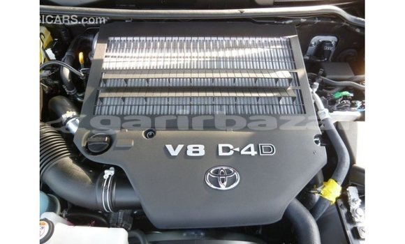 Buy Import 2018 Toyota Land Cruiser in Import - Dubai, Bandarban Buy Import 2018 Toyota Land Cruiser in Import - Dubai, Bandarban
