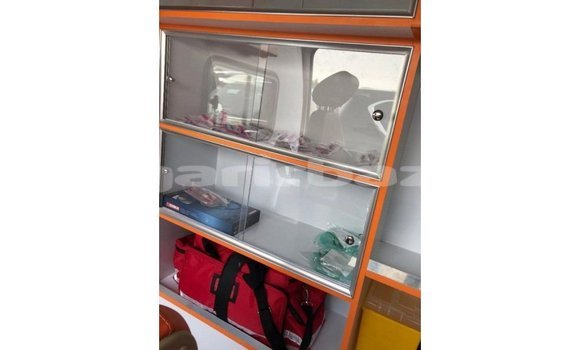 Buy Import 2019 Toyota Hiace in Import - Dubai, Bandarban Buy Import 2019 Toyota Hiace in Import - Dubai, Bandarban