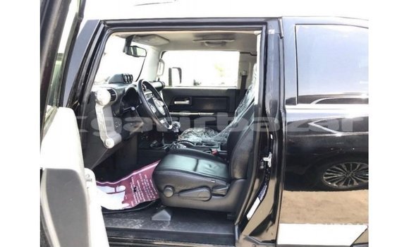 Buy Import 2012 Toyota FJ Cruiser in Import - Dubai, Bandarban Buy Import 2012 Toyota FJ Cruiser in Import - Dubai, Bandarban
