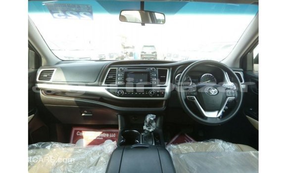 Buy Import 2015 Toyota Kluger in Import - Dubai, Bandarban Buy Import 2015 Toyota Kluger in Import - Dubai, Bandarban
