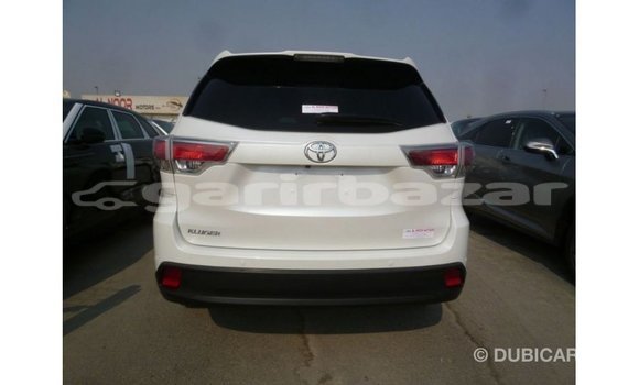 Buy Import 2015 Toyota Kluger in Import - Dubai, Bandarban Buy Import 2015 Toyota Kluger in Import - Dubai, Bandarban