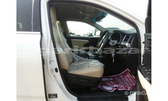 Buy Import 2015 Toyota Kluger in Import - Dubai, Bandarban Buy Import 2015 Toyota Kluger in Import - Dubai, Bandarban