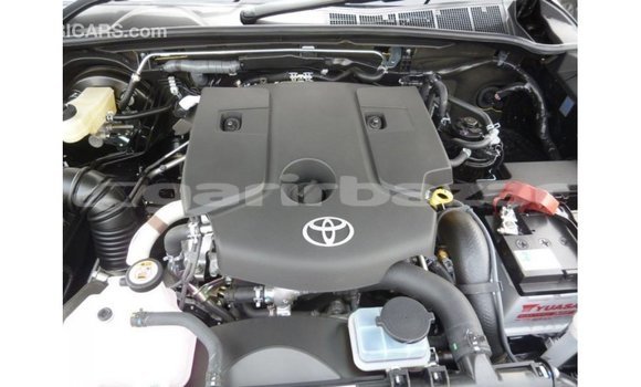 Buy Import 2018 Toyota Hilux in Import - Dubai, Bandarban Buy Import 2018 Toyota Hilux in Import - Dubai, Bandarban
