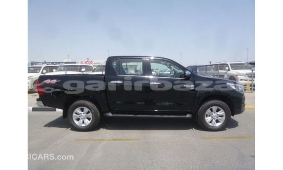 Buy Import 2018 Toyota Hilux in Import - Dubai, Bandarban Buy Import 2018 Toyota Hilux in Import - Dubai, Bandarban